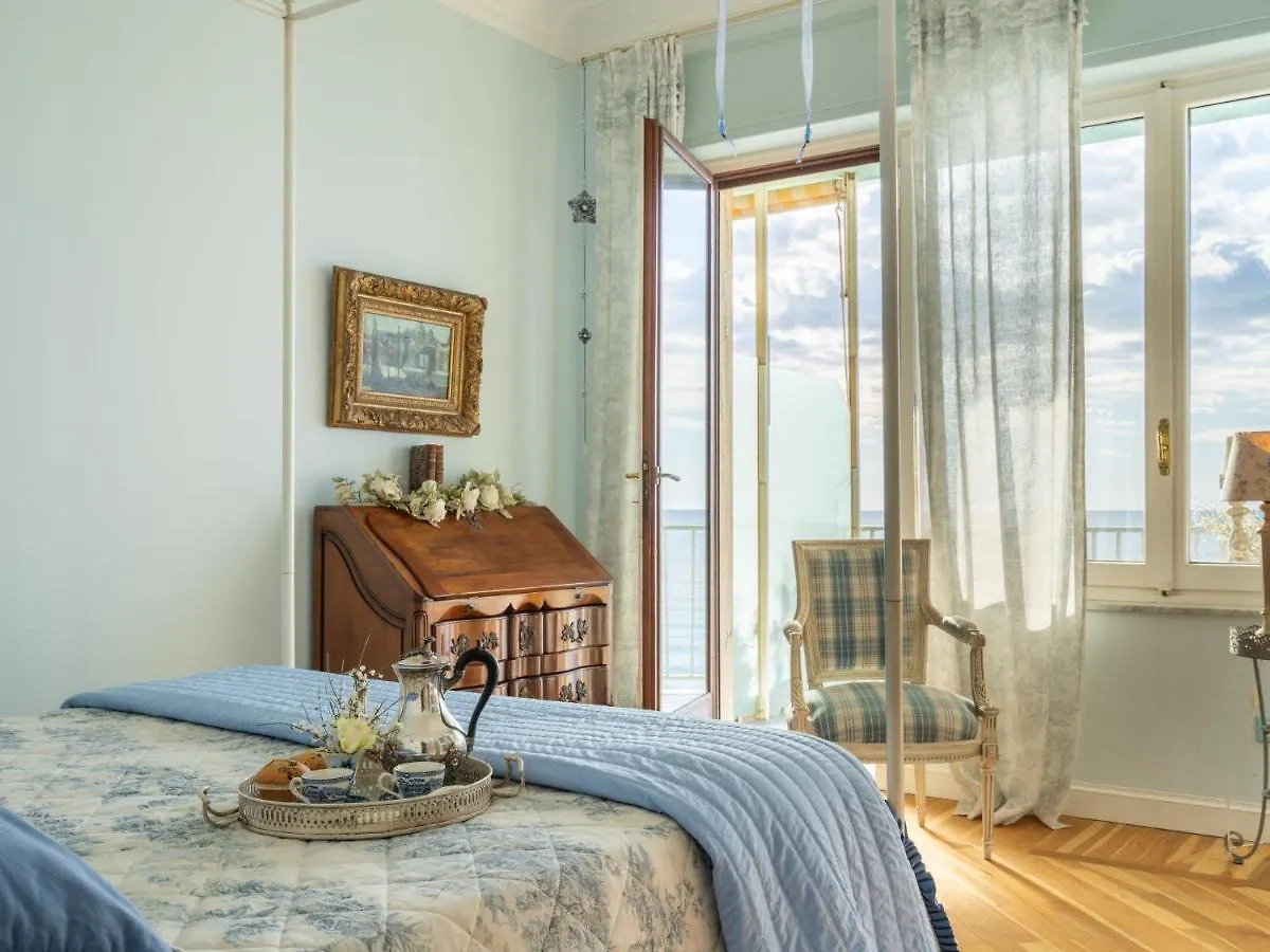 Apartment Pieds Dans L'Eau By Interhome Riva Ligure