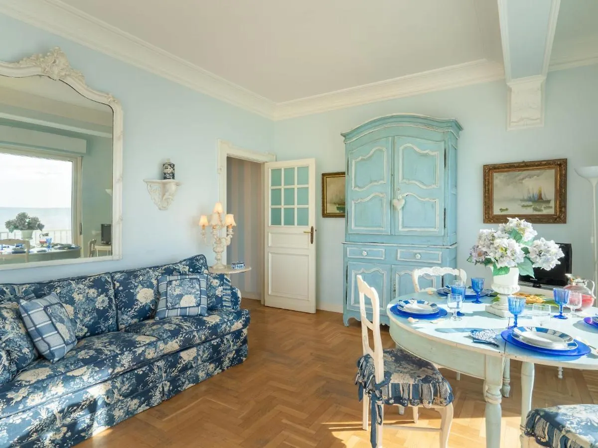 Apartment Pieds Dans L'Eau By Interhome Riva Ligure Italy